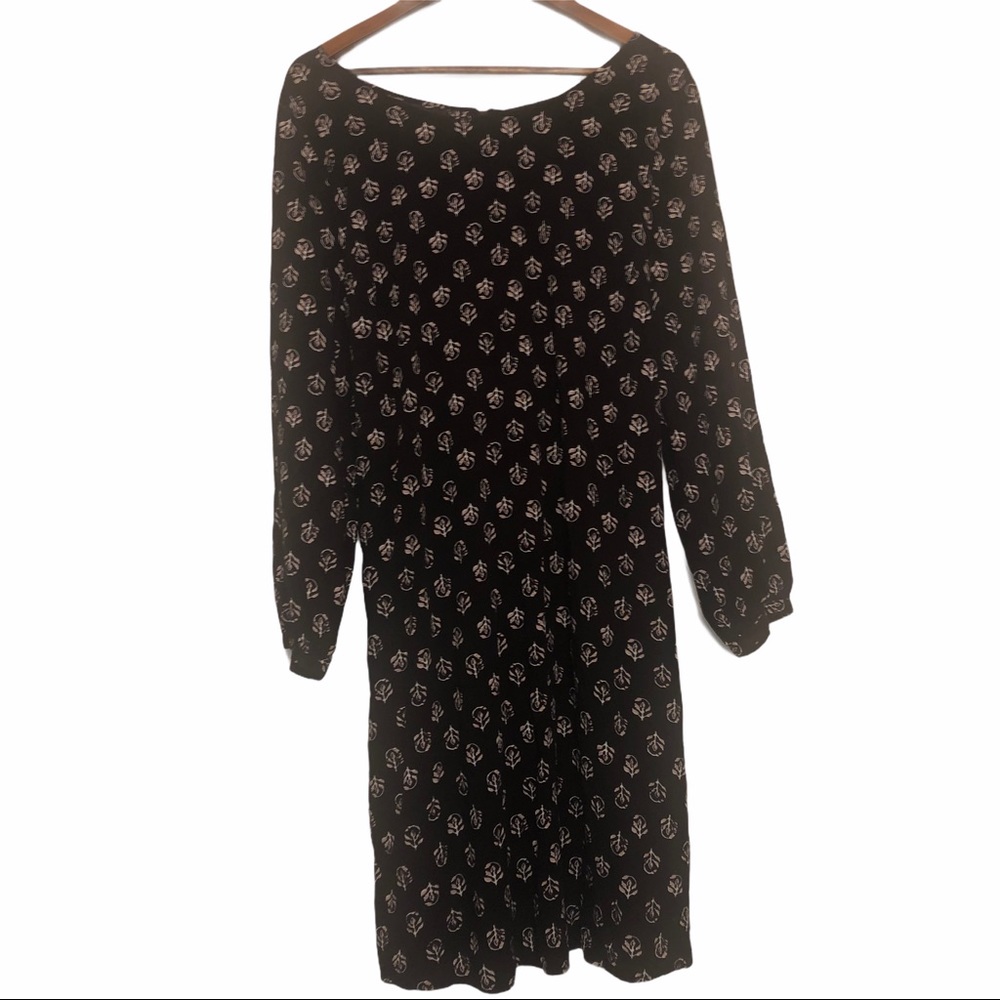 Old Navy Maternity XL Feathered Dress